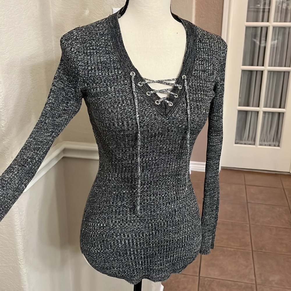 Rue21 gray & black marled lace up sexy sweater